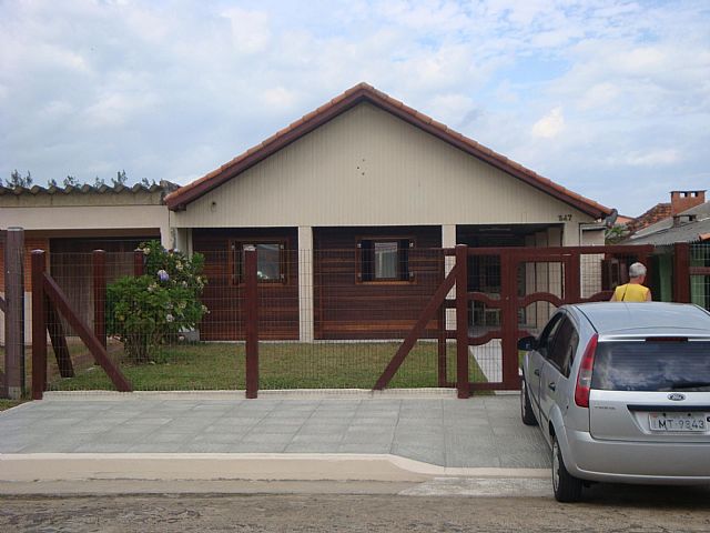 Im&oacute;vel: Hablich Consultoria Imobili&aacute;ria - Casa 2 Dorm